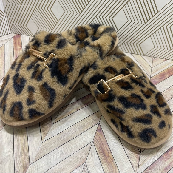 A.S.N.Y. Shoes - Leopard Designed Fur (all faux) Women's Slippers NWOT size‎ 7/8 K4